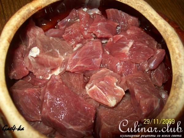 Мясо в горшочках с овощами(вариант один из многих)