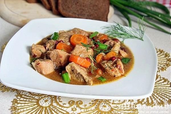 Мясное рагу с фасолью