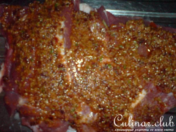 Пикантный рулет из свинины