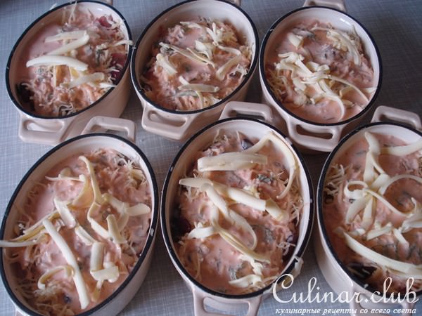 Мясо в горшочке