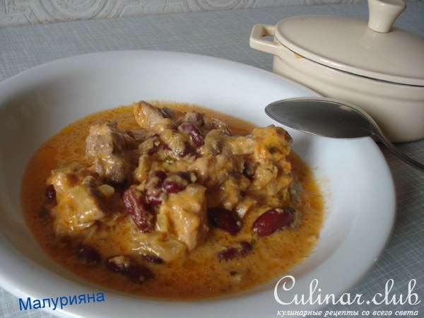 Мясо в горшочке