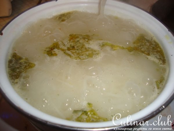 Вырезка с рисовой лапшой и овощами