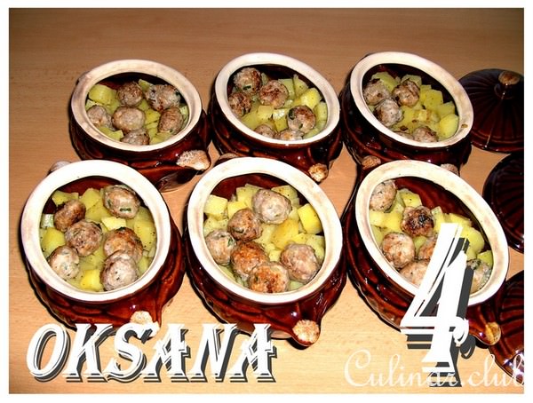 КАРТОШКА ЗАПЕЧЁНАЯ В ГОРШОЧКАХ