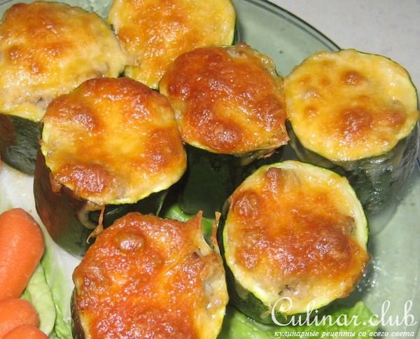 Кабачки, запеченные с фаршем