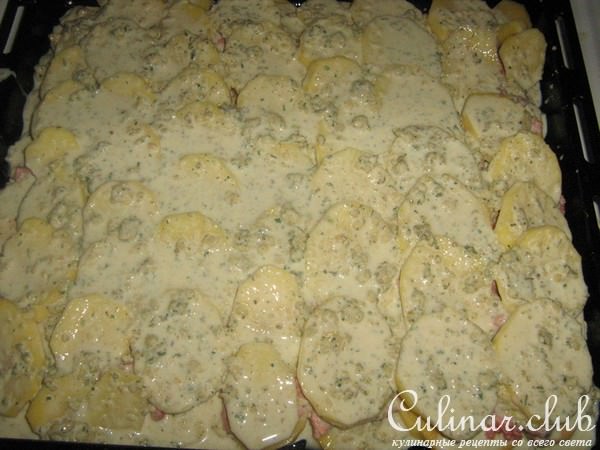 Картофельная запеканка с мясным фаршем.