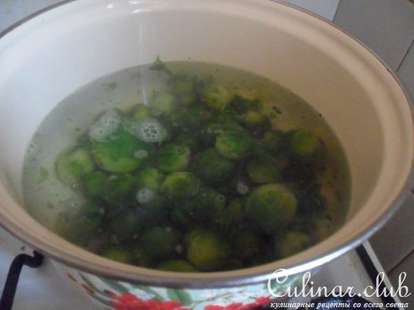Брюссельская капуста с фрикадельками