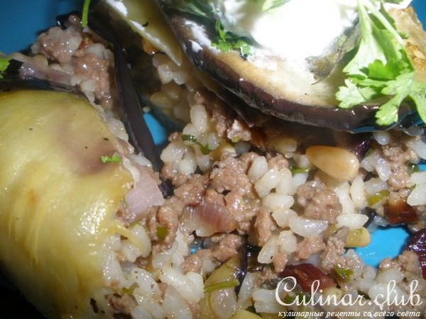 Тимбаль из баклажанов с начинкой из мяса и риса с кедровыми орешками