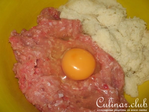 Террин из индюшки с помидорами и сыром.