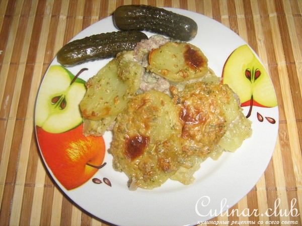 Картофельная запеканка с мясным фаршем.