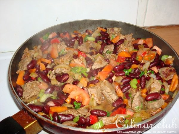 Чили кон корне