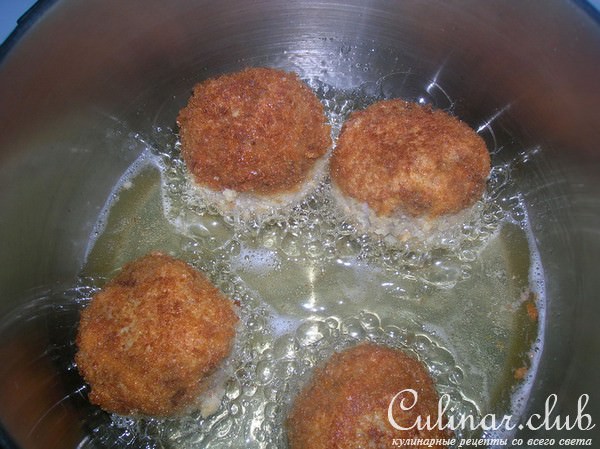 Завтрак мясоеда ( или мясные шарики с сюрпризом)