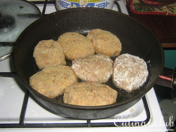Котлеты Лапинские с брусникой от Анастасии