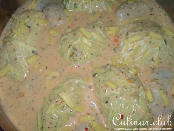 Голубцы из куриного мяса в савойской капусте