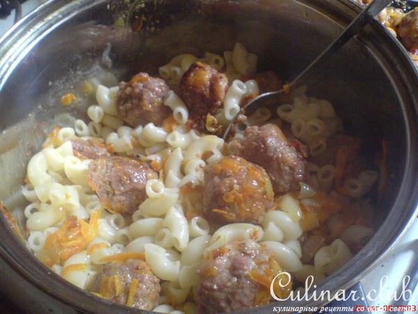 Макароны с фрикадельками