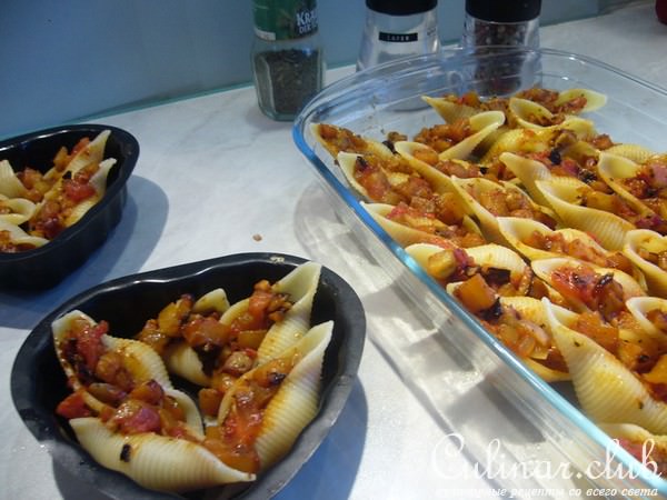Фаршированные вегетарианские Conchiglioni (гигантские ракушки)