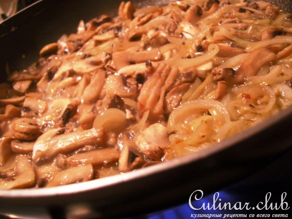 Лапша с грибами (Tagliatelle con funghi)
