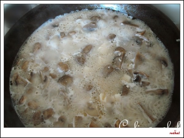 Макароны с овощами и куриной грудкой
