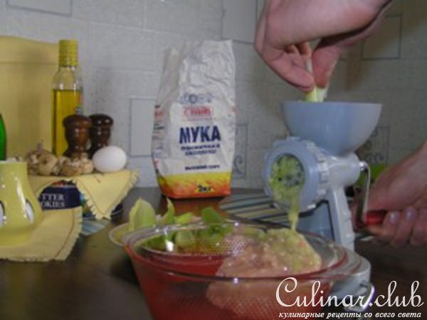 Нежные равиоли с курицей и сельдереем