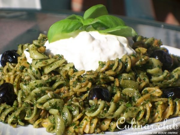 Макароны с семечками и шпинатным песто-фермерский вариант !!!