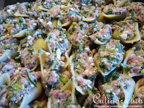 Conchiglioni(ракушки) фаршированые мясом, шпинатом и сыром