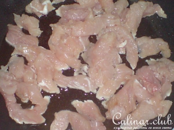 Спагетти с индейкой и перчиком