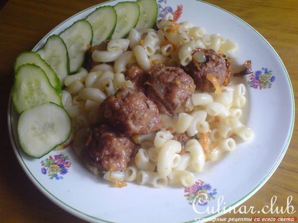 Макароны с фрикадельками