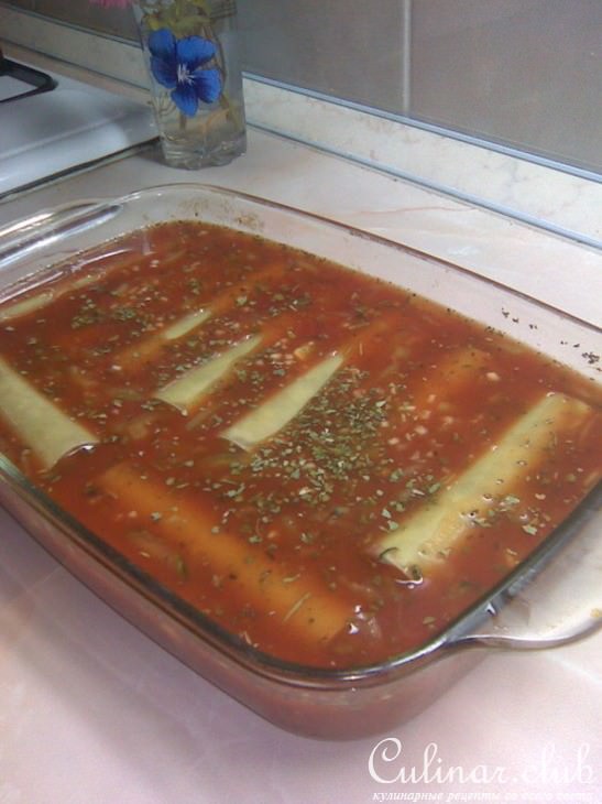 Каннеллони в томатном соусе