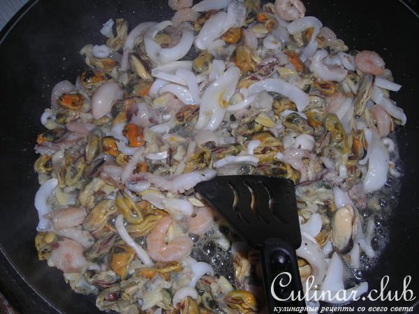 паста "ФРУТТИ ДИ МАРЕ" (спагетти с морепродуктами)
