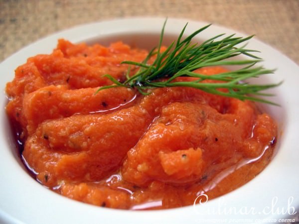 Спагетти под морковно-ореховым соусом