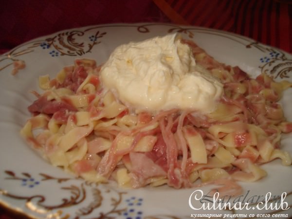 Pasta freska con Crema - Паста с соусом Альфредо