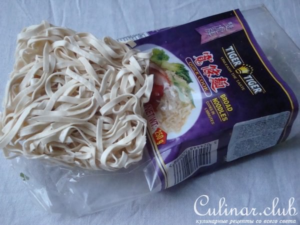 Паста(любые макароны) в сливочном соусе.Просто и супер вкусно!