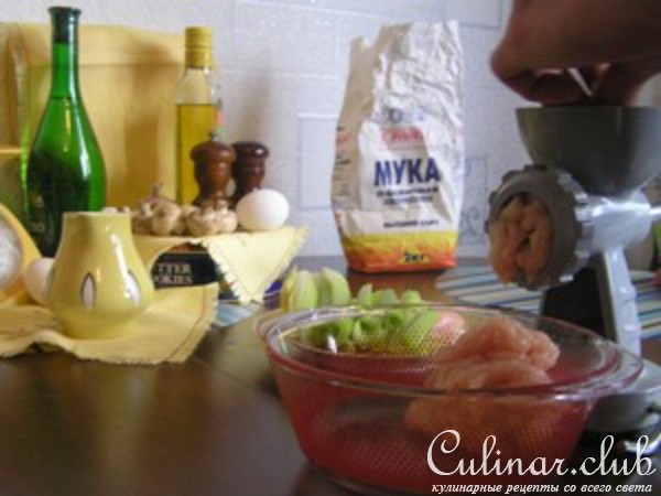 Нежные равиоли с курицей и сельдереем