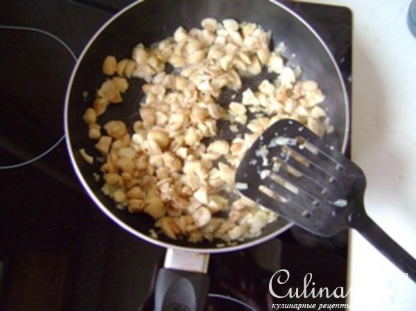 Жульен с курицей и грибами (если у вас нет кокотницы)+вкусные сухарики