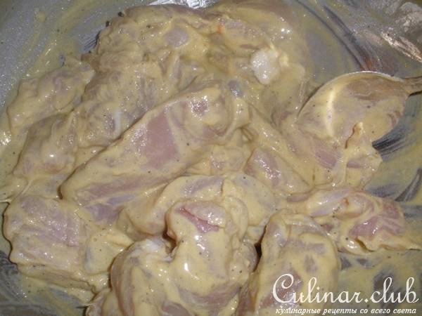 Кусочки курицы в горчичном соусе и хрустящей панировке из пармезана