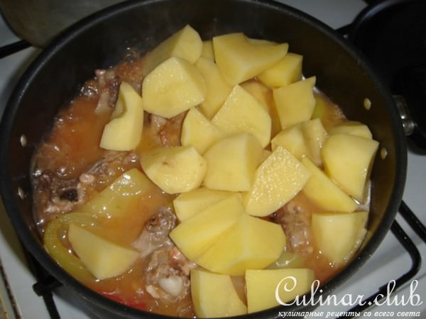 Курица с горохом нут
