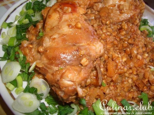 Курица с гречкой в яблочном соке