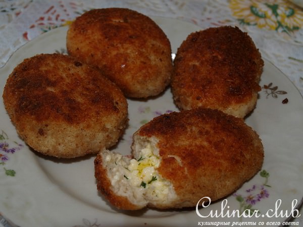 Куриные котлетки с сыром