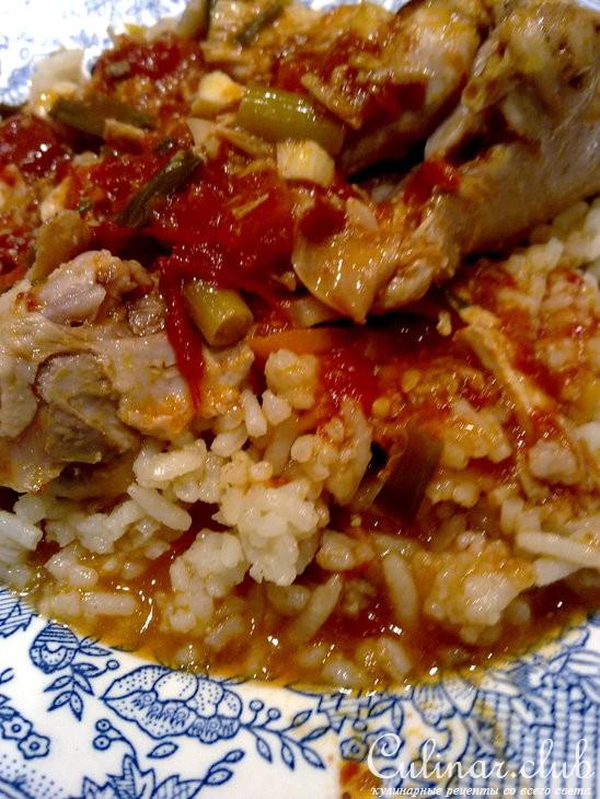 Курочка с помидорами и яблоками