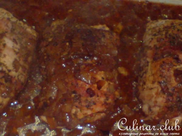 Рулеты из индейки с брынзой и маринованым огурчиком