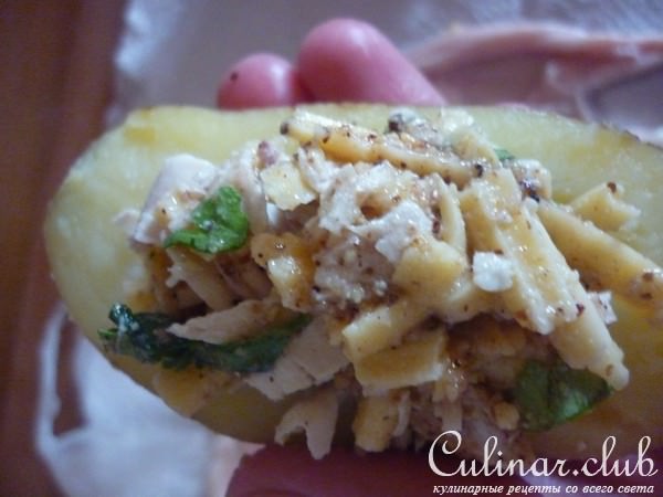 Молодой фаршированный картофель, да в куриной шкурке
