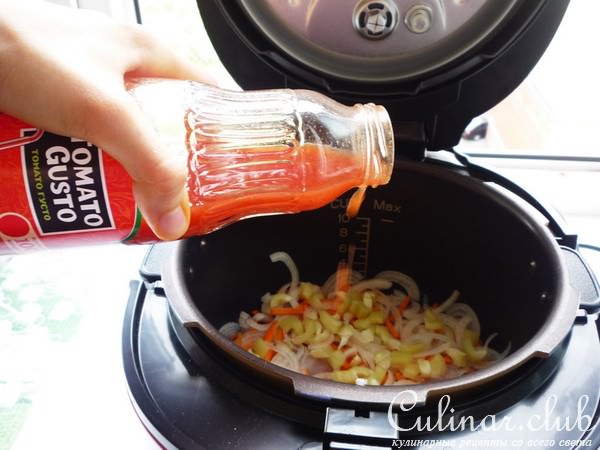 Томатный соус с курицей