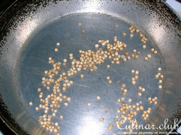 Тандури мунг или цыпленок в йогуртовом соусе со специями