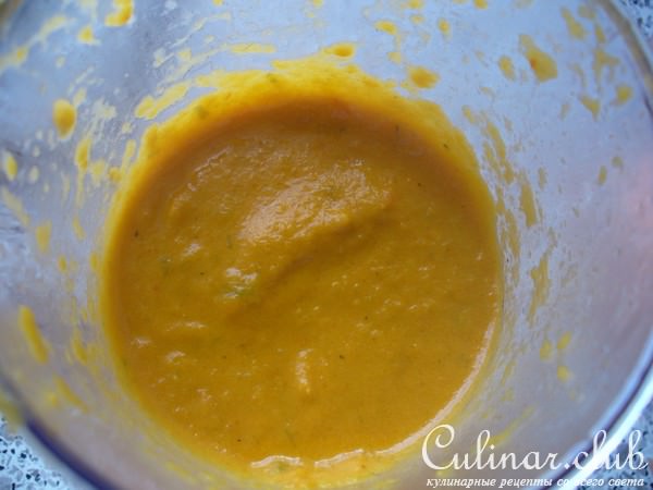Курочка фаршированная болгарским перцем и зелёным луком