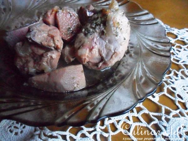 Соте из куриного филе и айвы в мультиварке