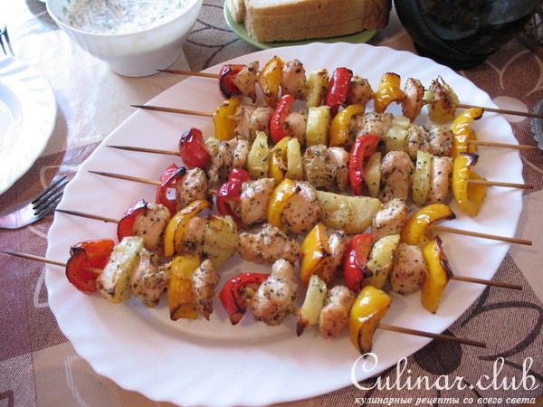 Куриные шашлычки с овощами