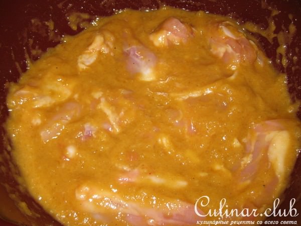 Курица с ананасами