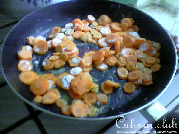 Курица с морковью