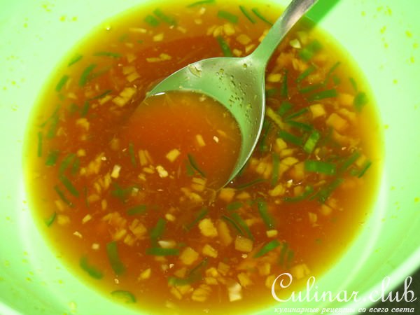 Курица по-сычуаньски.