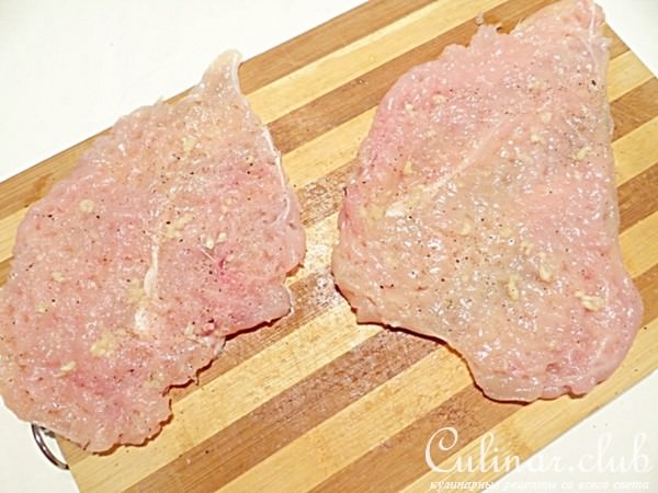Куриные котлеты с маринованным перцем и фетой с рисом "Акватика мix" на гарнир за 30 минут