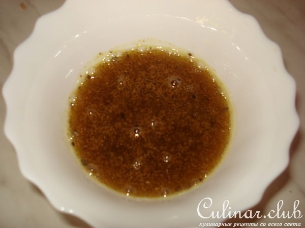 Куриные роллы с морковной лапшой